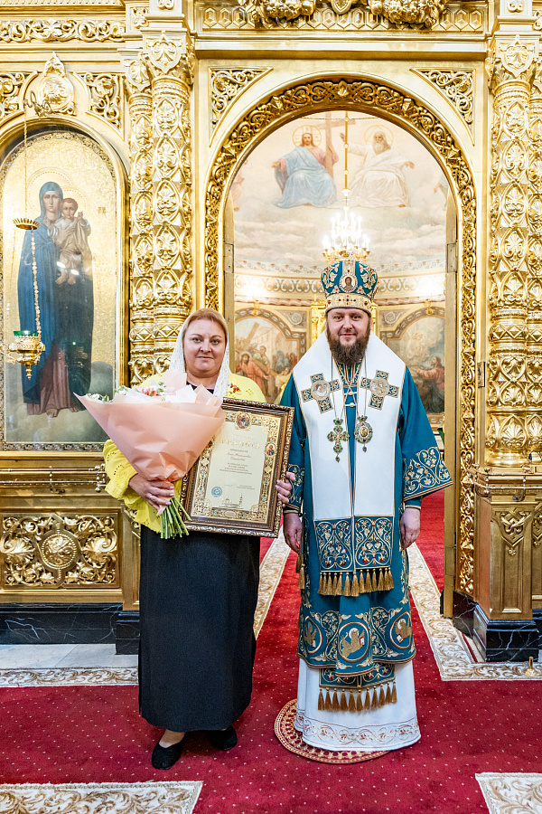 Божественная литургия и вечерня с чтением коленопреклонных молитв в Троицком кафедральном соборе Подольска